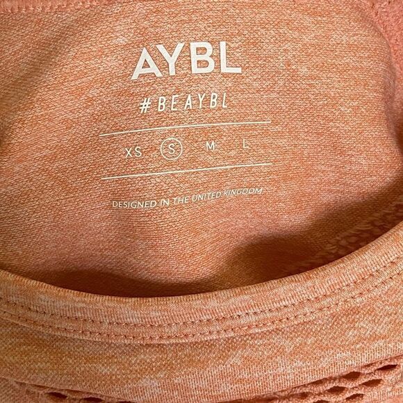 AYBL Motion Seamless Long Sleeve Crop Top peach small - Picture 7 of 16